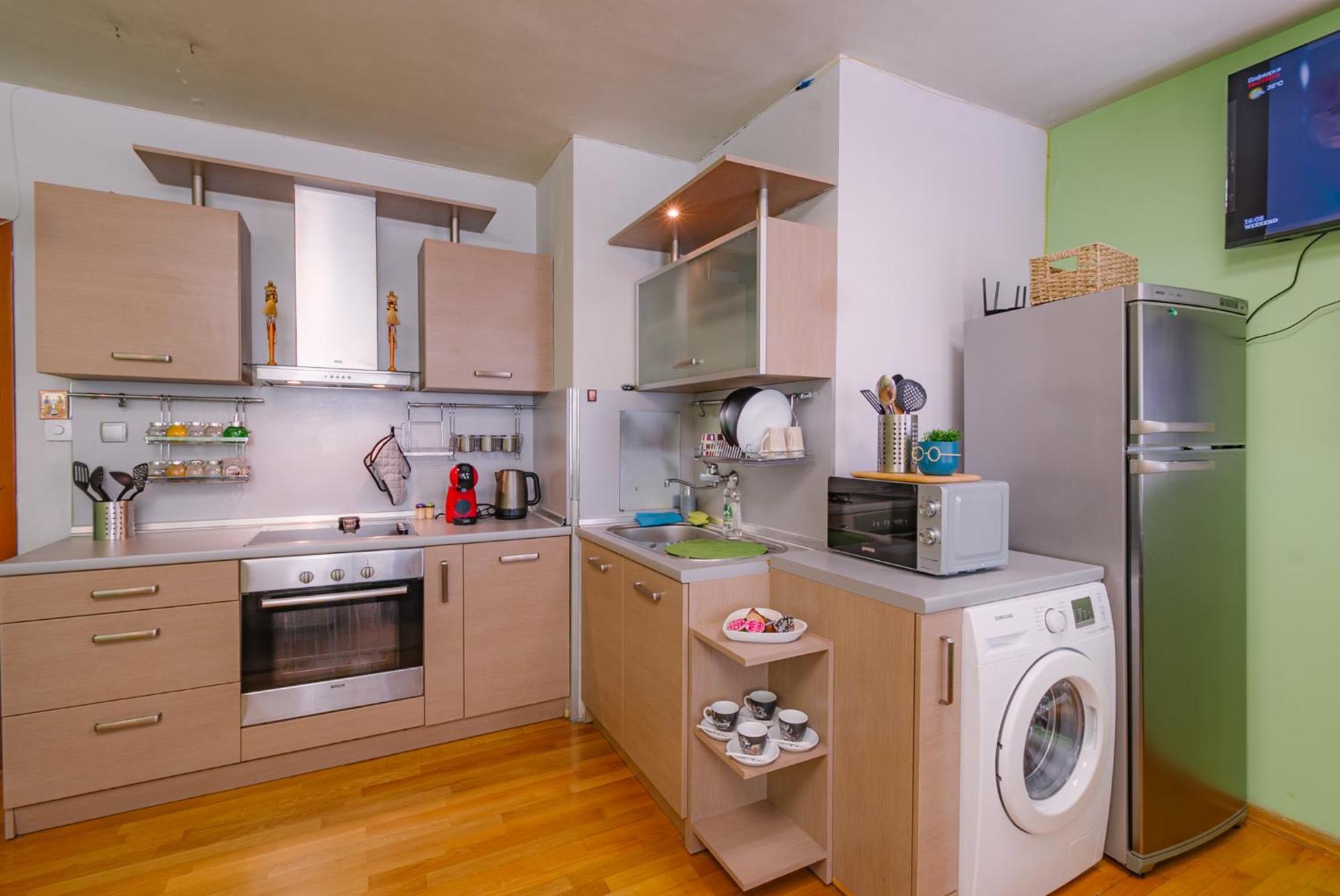 Center Spacious With Ac And Free Underground Parking Apartment Sofia